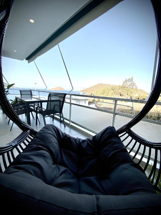 Seafront Apartment By C2C Architects Kalivia Thorikou Bagian luar foto